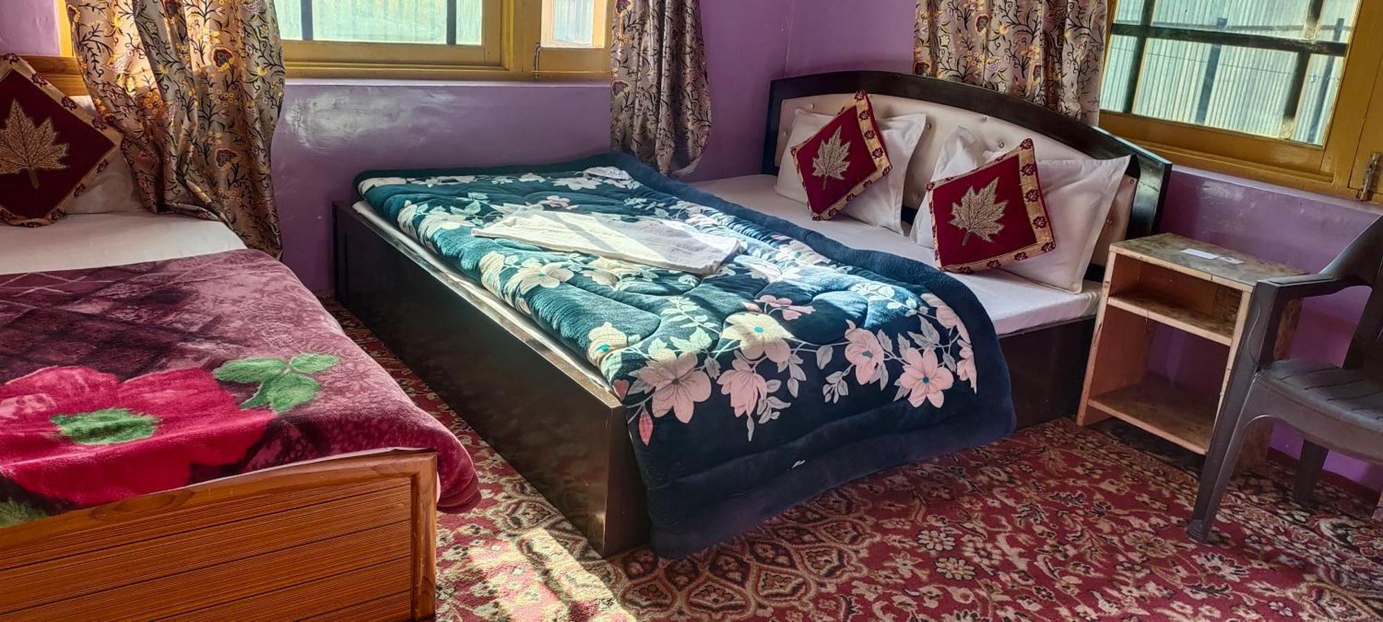 Friends Enclave Gurez Otel Kanzalwan Dış mekan fotoğraf