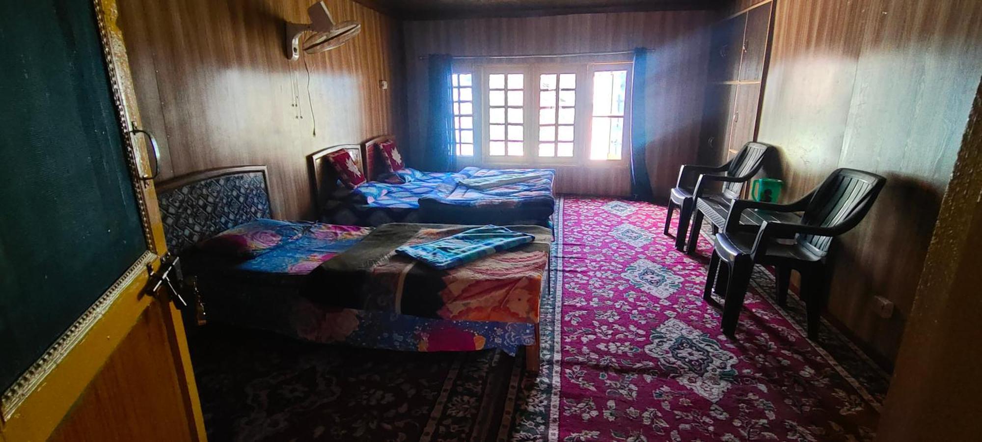 Friends Enclave Gurez Otel Kanzalwan Dış mekan fotoğraf